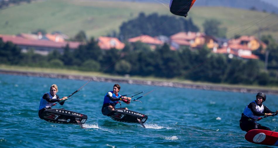  IKA Formula Kite