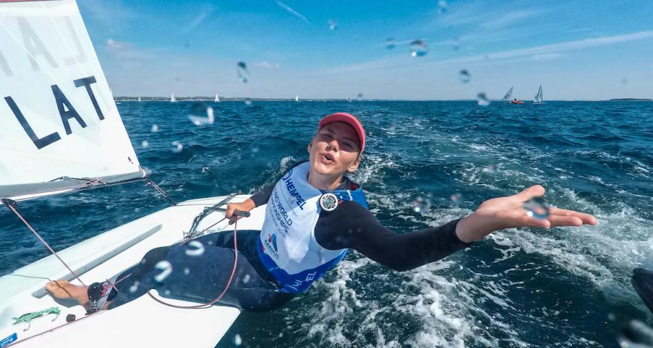 Agija Ēlerte (LAT) - Laser Radial