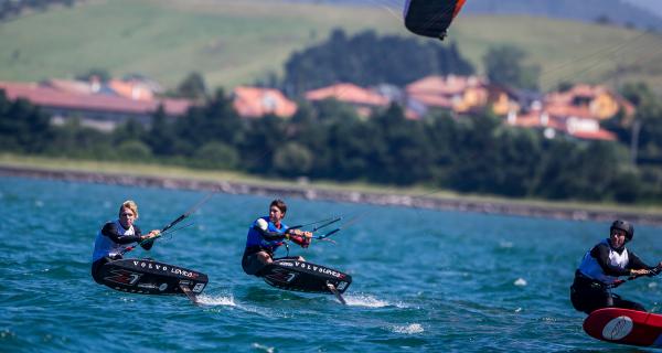  IKA Formula Kite